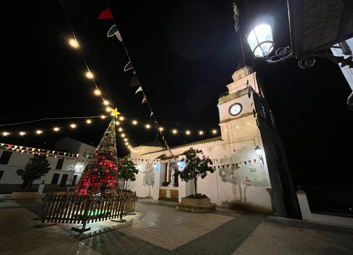 הוילה San Nicolás del Puerto El Venero מראה חיצוני תמונה